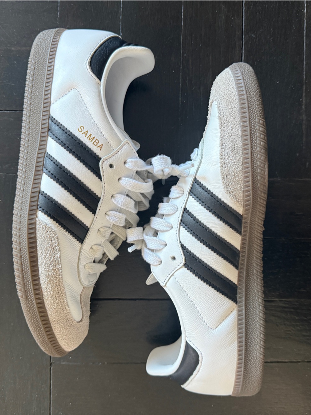 Adidas Samba sneakers size 6.5 men’s / 7.5 women’s